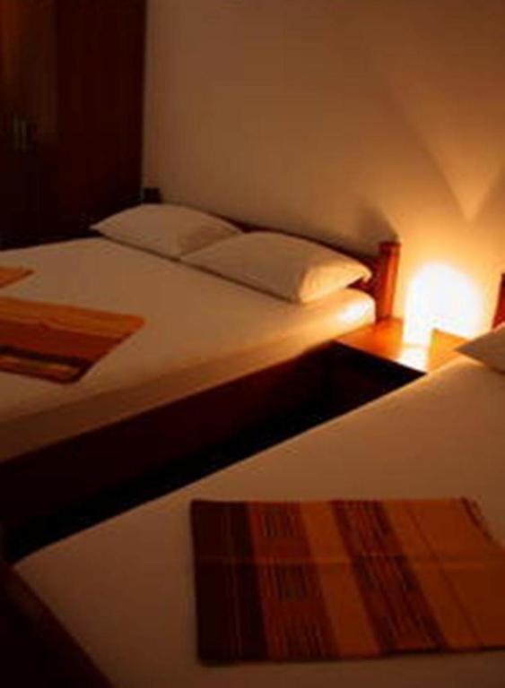 Apartments & Rooms M Petrovac Chambre photo